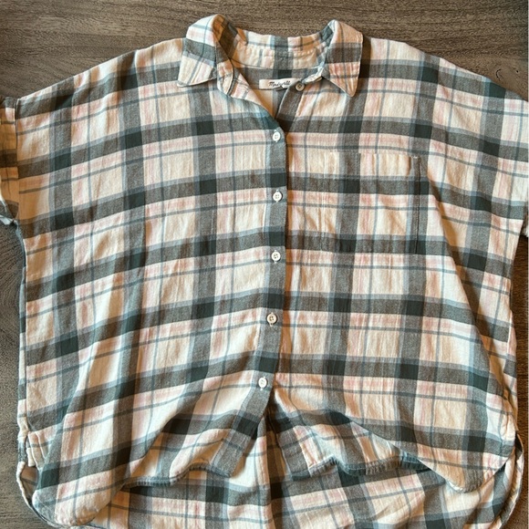 Madewell Short Sleeves Oversized Flannel Shirt - Picture 2 of 4